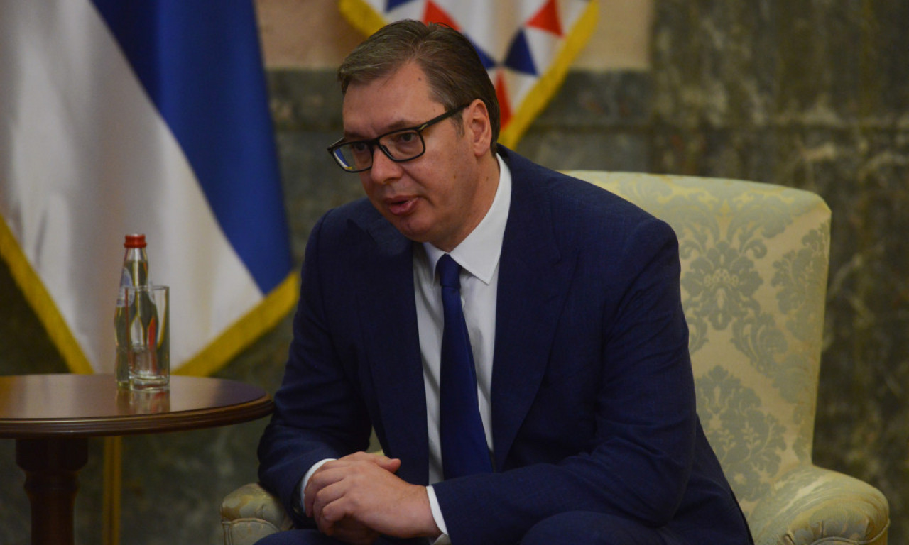 Niko ne treba da sumnja u iskrenu POSVEĆENOST Srbije POLITICI MIRA I STABILNOSTI - Vučić razgovarao sa Derekom Šoleom