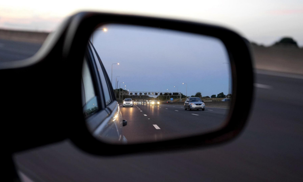 Turci u BMW automobilima DIVLJALI SRPSKIM PUTEVIMA, podnete prijave zbog NASILNIČKE VOŽNJE