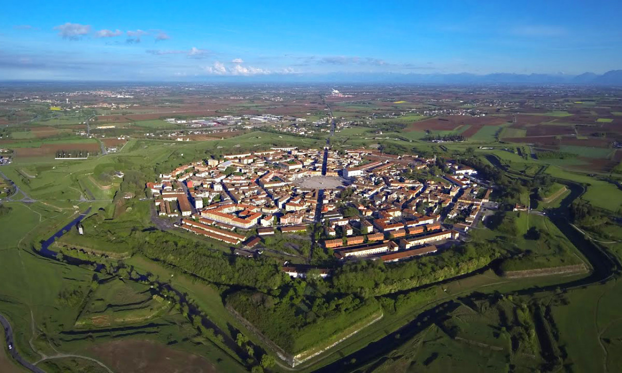 Napravili su grad ZA BOGATE, pa onda u njemu naselili ROBIJAŠE: Ovo je PALMANOVA, grad u obliku ZVEZDE