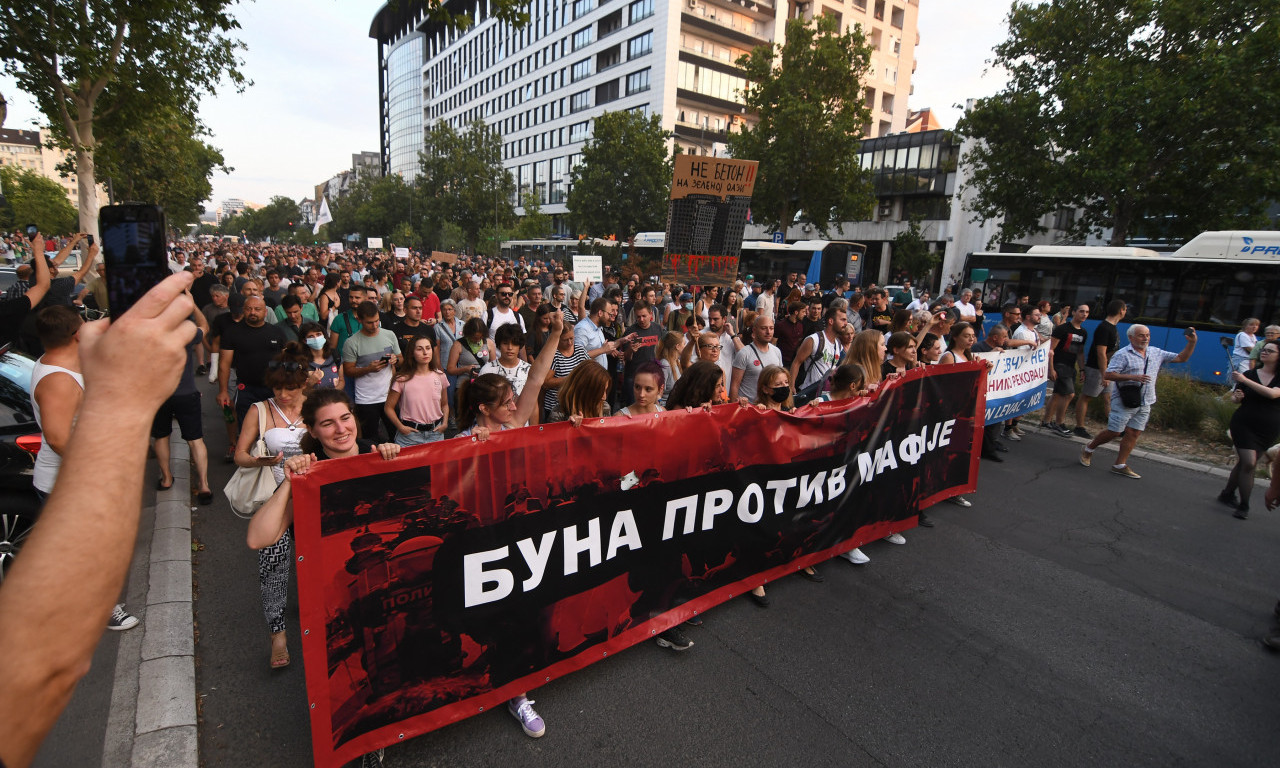 Na PROTESTU U NOVOM SADU zahtevi za utvrđivanje odgovornosti policije