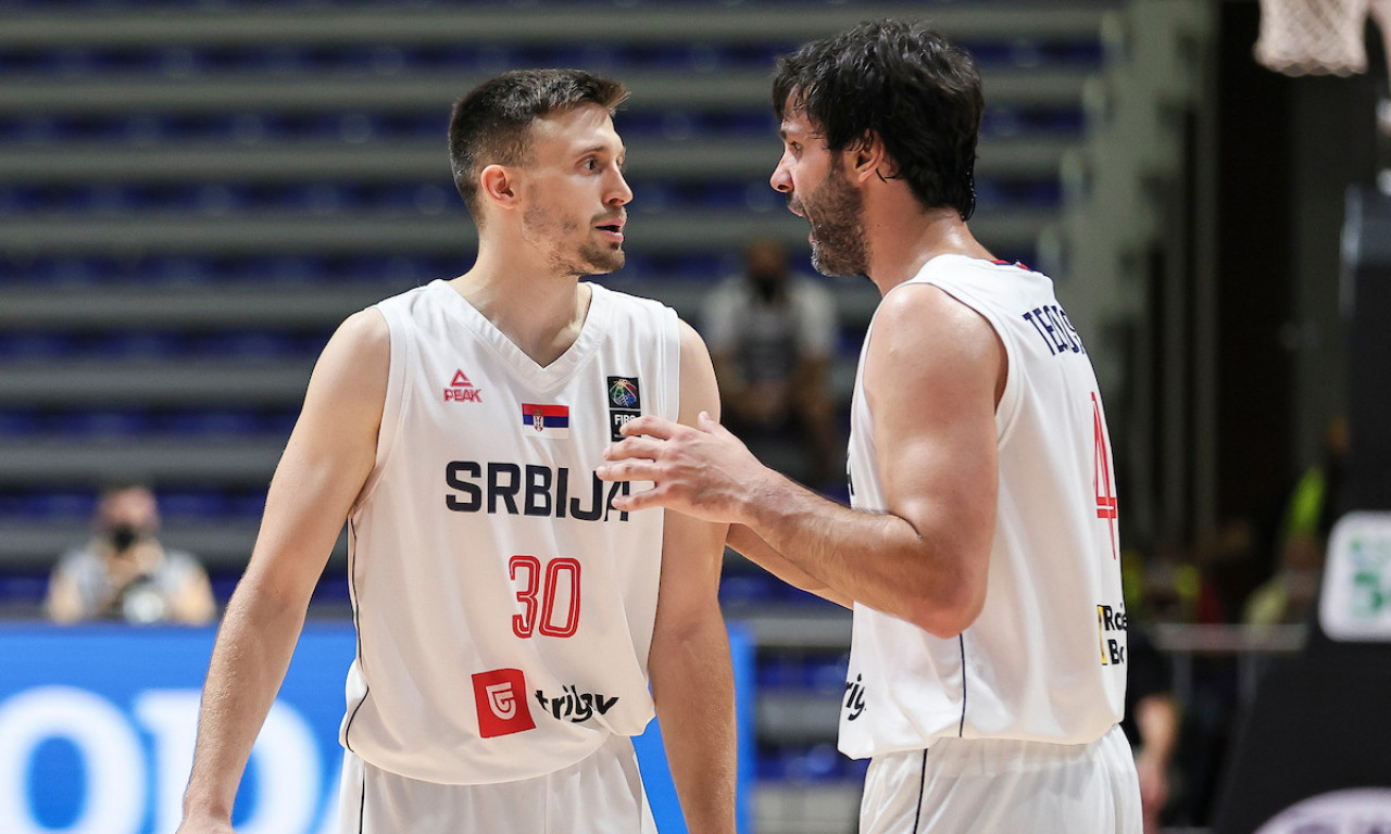 I ŠTA ĆEMO SAD? Pešić otpisao TEODOSIĆA za Evrobasket, danas ostao BEZ AVRAMOVIĆA