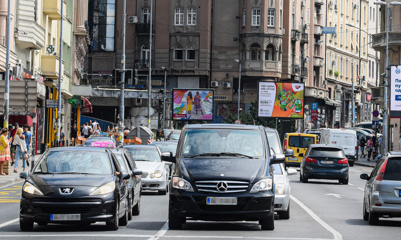 I danas uživajte u PROLEĆNIM temperaturama: Samo, ipak ponesite i KIŠOBRAN i naočare ZA SUNCE