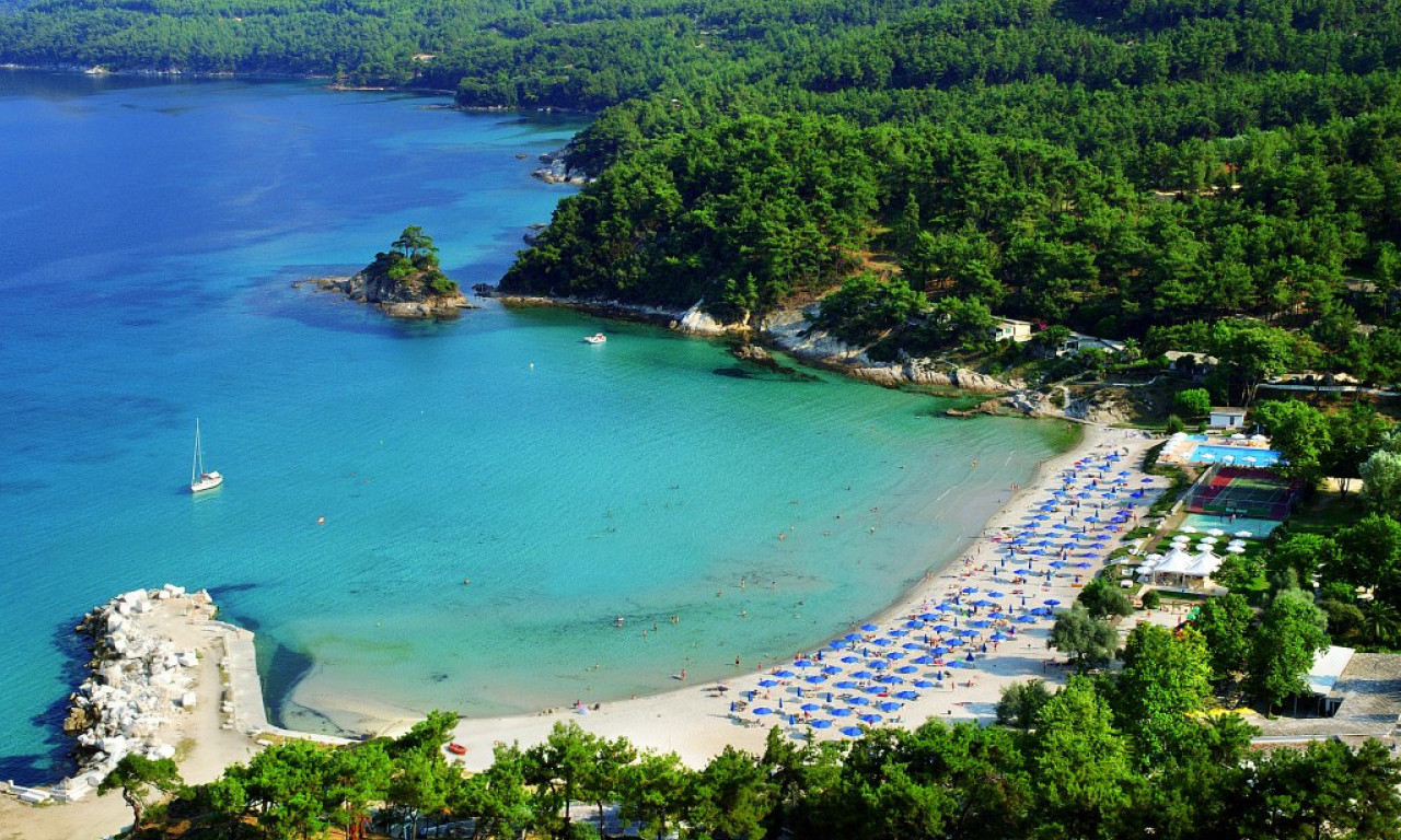 Zatvorene TRI NAJLEPŠE PLAŽE na Tasosu, turisti BESNI, ali ne mogu ništa da urade