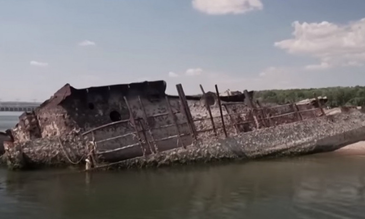 Ministar Vesić o PLOVNOM PUTU: "Očekujem da do kraja godine bude IZVAĐEN 21 BROD nemačke flote iz Dunava" (VIDEO+FOTO)