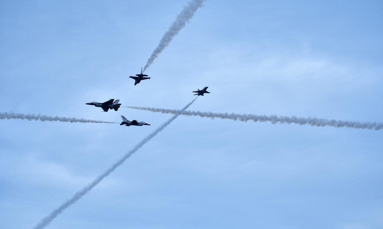 UZBUNA NAD BALTIKOM- srušio se avion koji nije uspeo da sleti u Nemačku kod obala Letonije