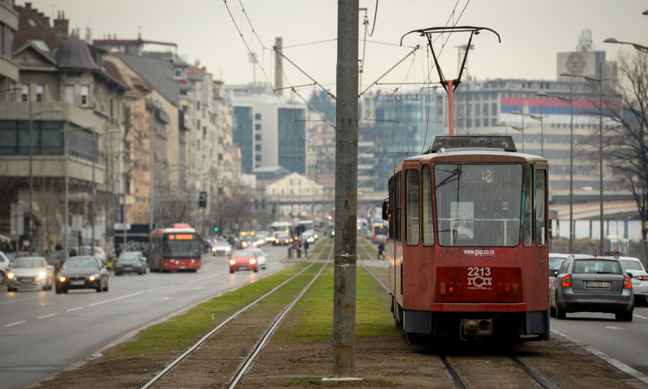 DETALJAN PREGLED:  Isključuju se TRAMVAJI i TROLEJBUSI, AUTOBUSI menjaju TRASU zbog skupa "Srbija nade"