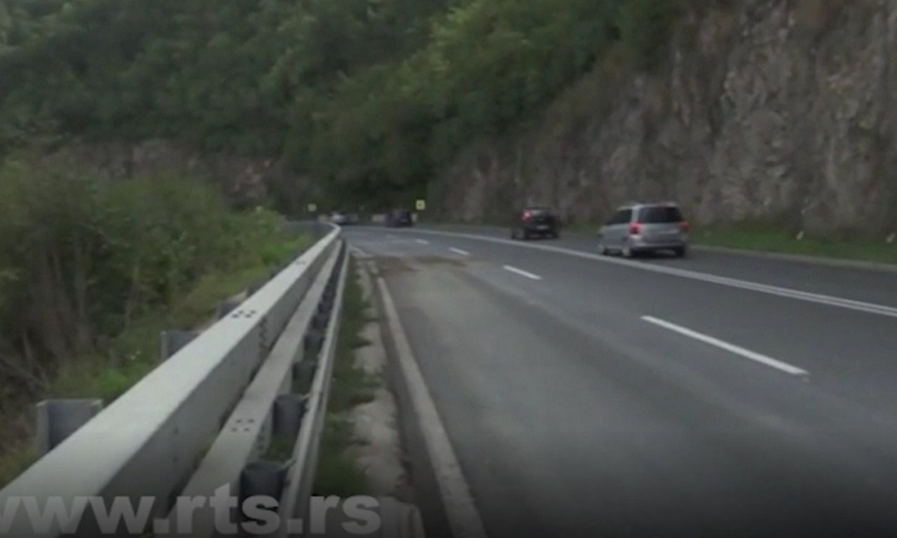 DAN ŽALOSTI U UŽICU: Četiri mladića poginula, BMW udario u stenu i prevrnuo se