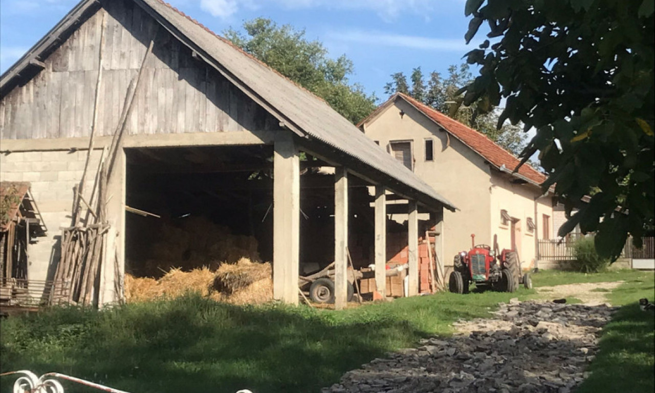 Trudnica iz Čačka opečena po telu - NIJE SE POLILA BENZINOM, tajna je u njenom OPROŠTAJNOM PISMU