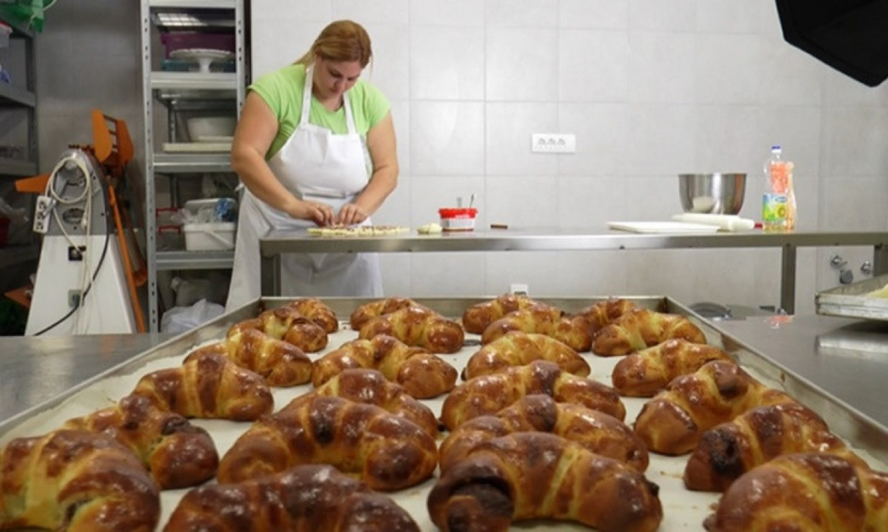 Evo kako da vam TESTO bude SAVRŠENO kao iz PEKARE! Tajna je u JEDNOM SASTOJKU, a OVO je RECEPT MAJSTORA