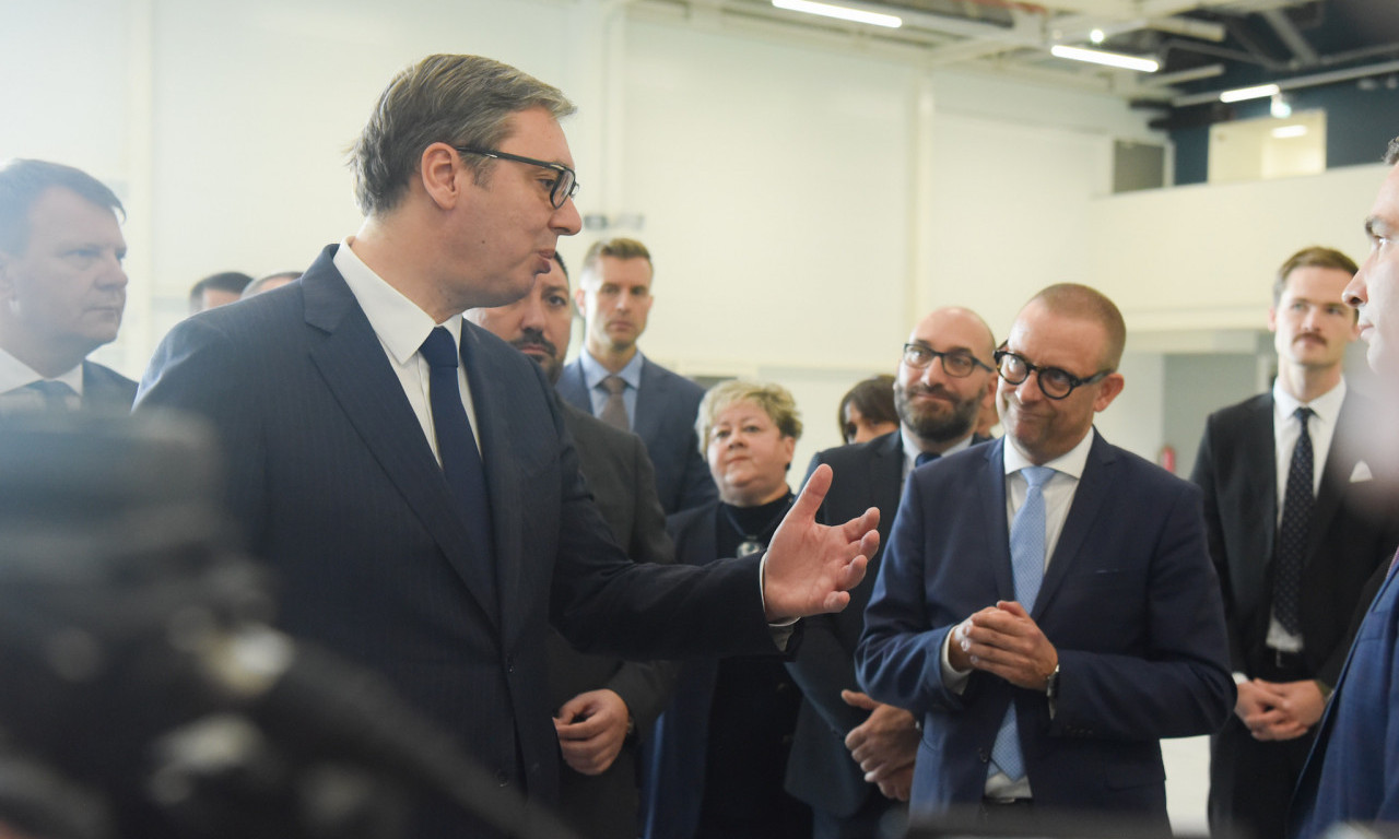 VUČIĆ obišao dansku FABRIKU u Inđiji: Povećaće PLATE za 15%