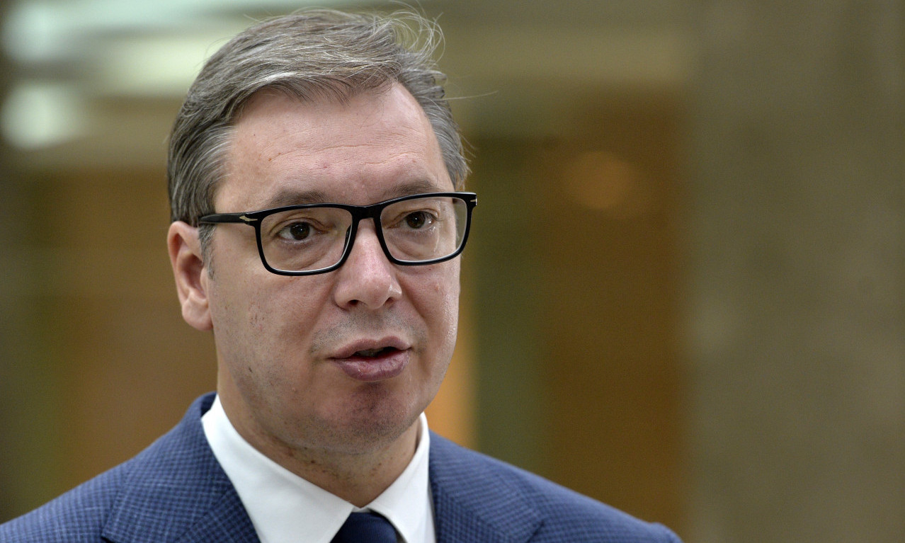 Vučić o NAPADIMA OPOZICIJE: Vode PRLJAVU KAMPANJU, pokušavaju da me IZBACE IZ KOLOSEKA