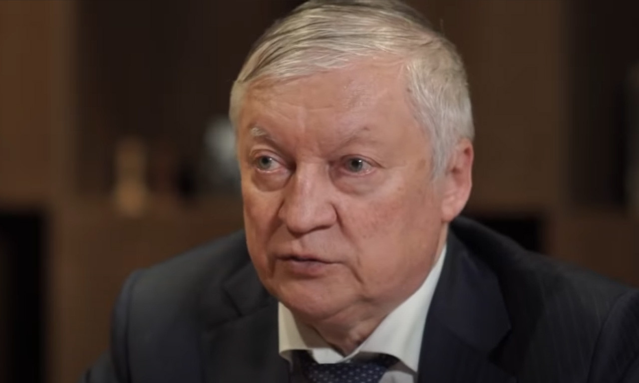 Legendarni Anatolij Karpov TEŠKO POVREĐEN, uveden u stanje VEŠTAČKE KOME