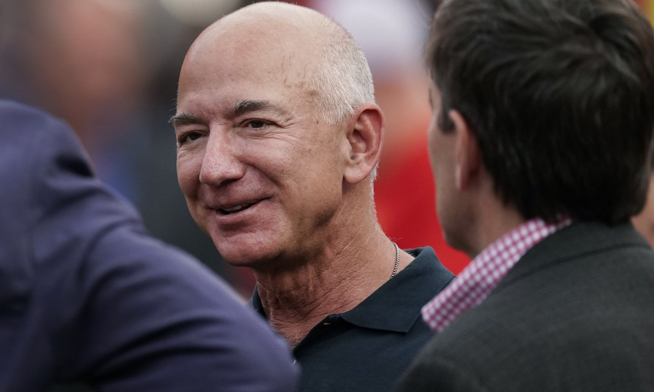 BEZOS POKLANJA veći deo svog bogatstva? A trenutno ima - 124 MILIJARDE DOLARA