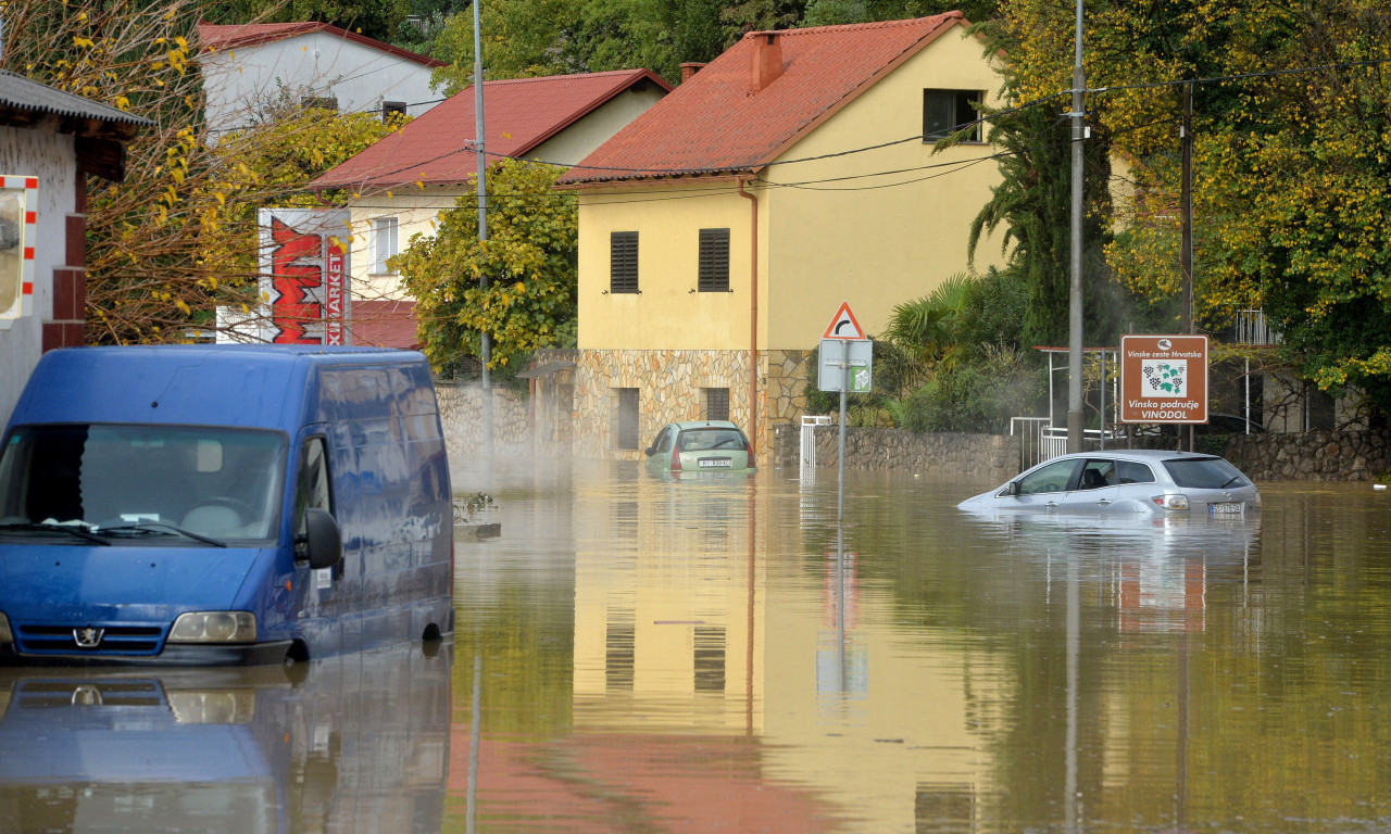 Šta da radite ako zbog POPLAVA MORATE da napustite dom: VAŽNO SAOPŠTENJE Sektora za vanredne situacije