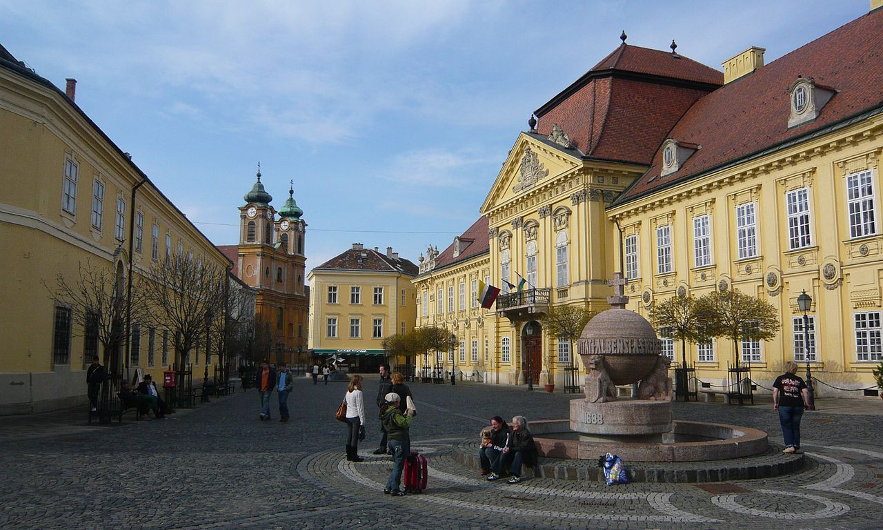 Mađarska u DEBELOJ ENERGETSKOJ KRIZI, zatvaraju stadione, biblioteke, pozorišta, bazene...