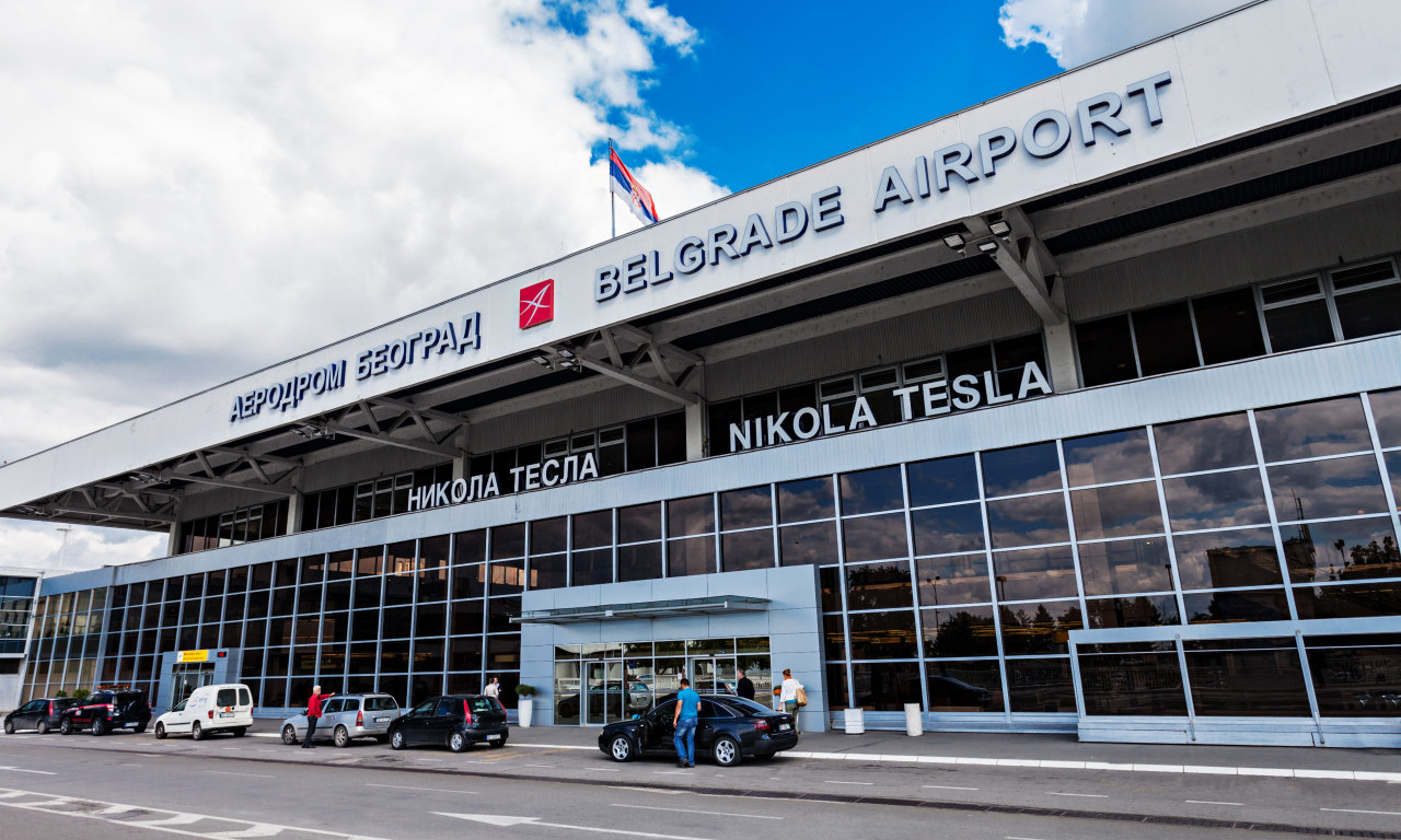 HAOS na AERODROMU: HRVAT mrtav pijan napao LEKARE i POLICAJCE i pretio da bi "KLAO SRPČIĆE"