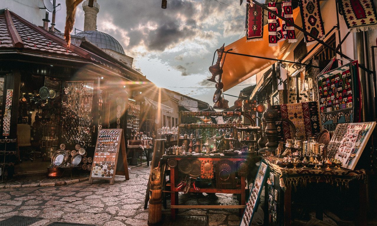 Kako je BOŽO VREĆO spojio SARAJEVO i BARSELONU? Pesma, FILM i nagrada svedoče o ISTORIJI