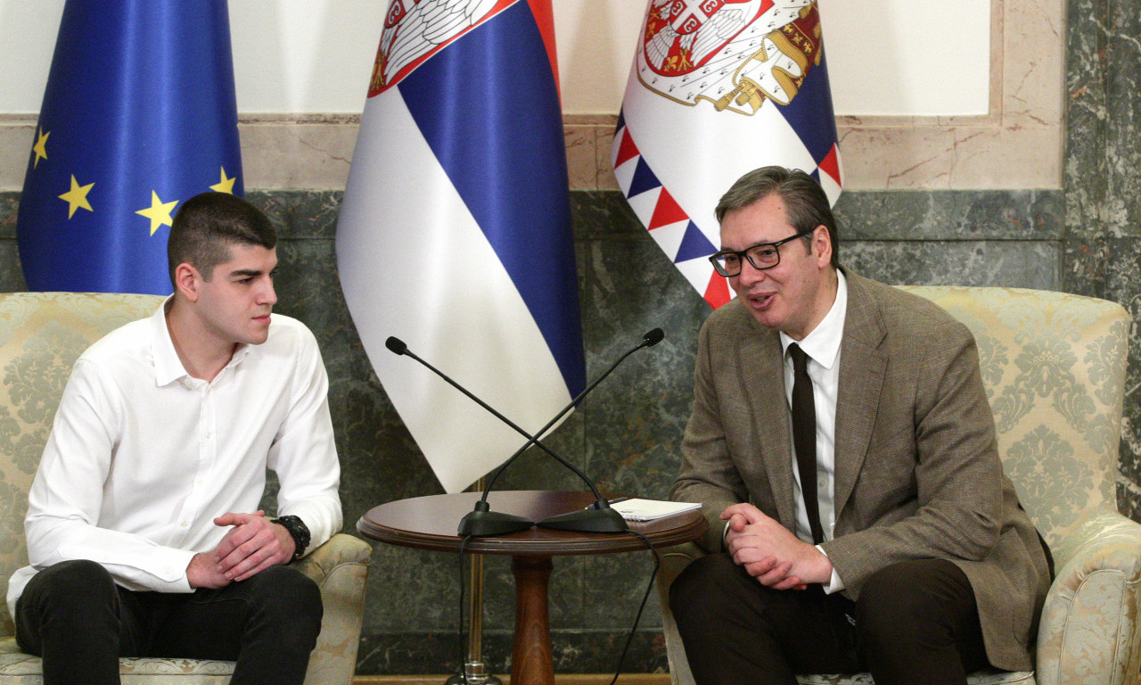 Vučić: Jedini greh NEDELJKOVIĆA je što je vikao "SRBIJA" i nosio majicu "NEMA PREDAJE"