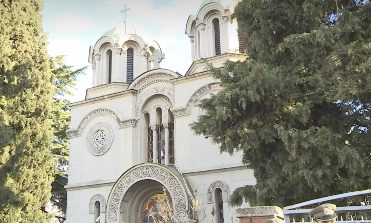 Evo kakva će nam biti ZIMA ako na KRSTOVDAN padne kiša! Ovo su narodna VEROVANJA i običaji na današnji praznik