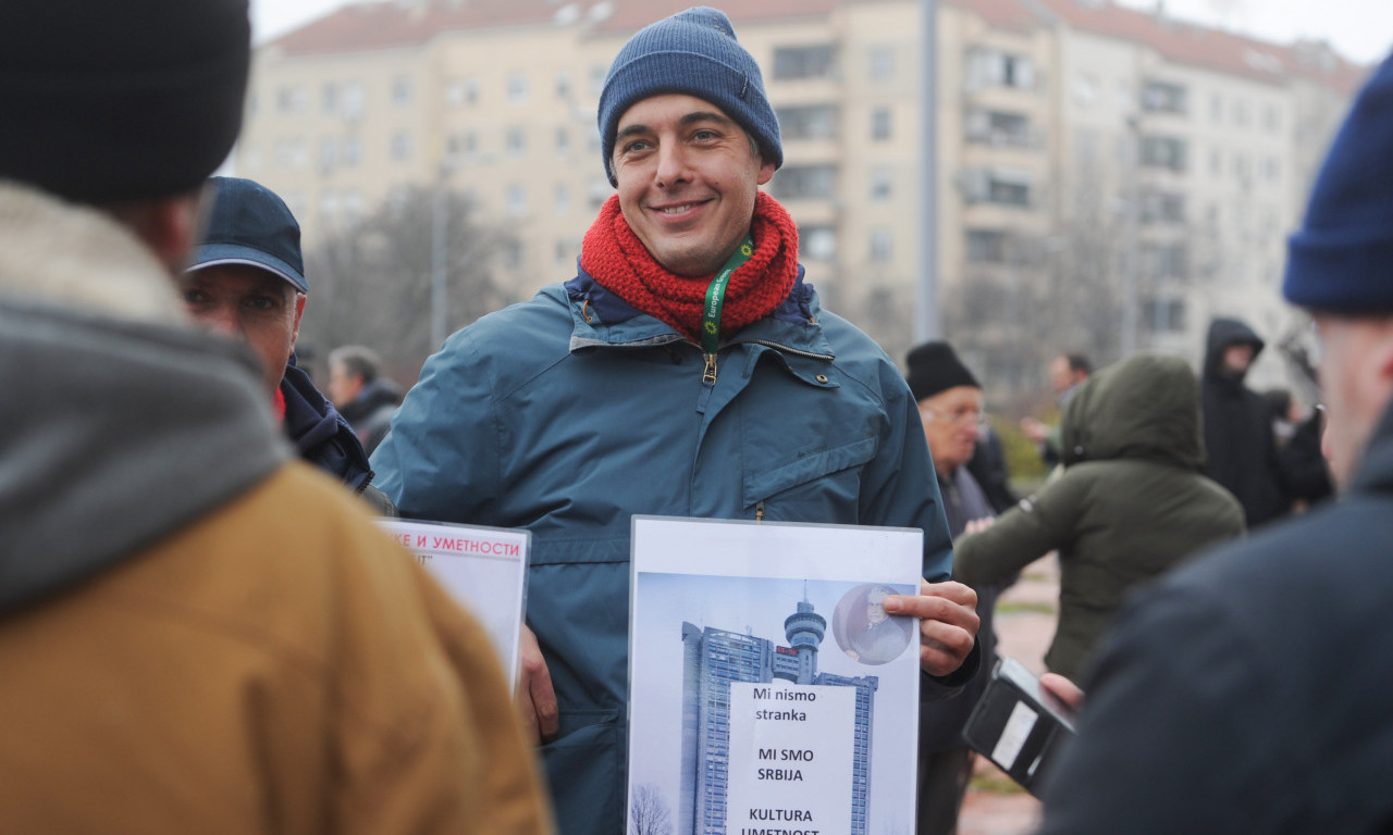 PROTEST ispred Geneks kule: Vlada da ZAUSTAVI prodaju, kula mora da ostane DRŽAVNO VLASNIŠTVO