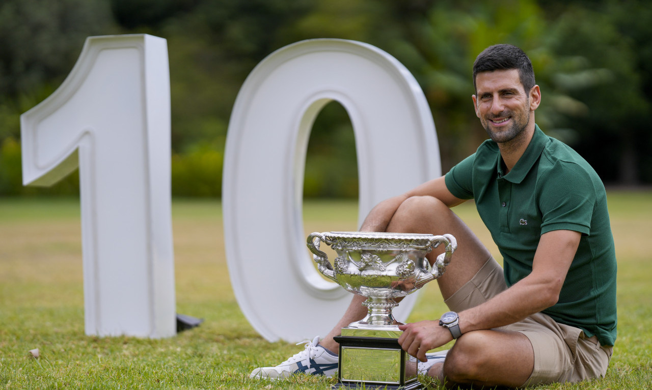 AUSTRALIJAN OPEN nema dilemu KO JE GOAT: Podelio dva snimka i odao VELIKO POŠTOVANJE Đokoviću