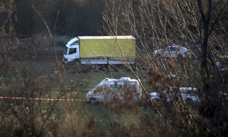 HOROR u srpskom kamionu u HRVATSKOJ: Vozač u tovarnom prostoru ZATEKAO MRTVOG stranca