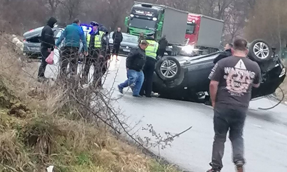 Izlazio sa GROBLJA, pa doživeo UDES: Teška NESREĆA na Kosmetu