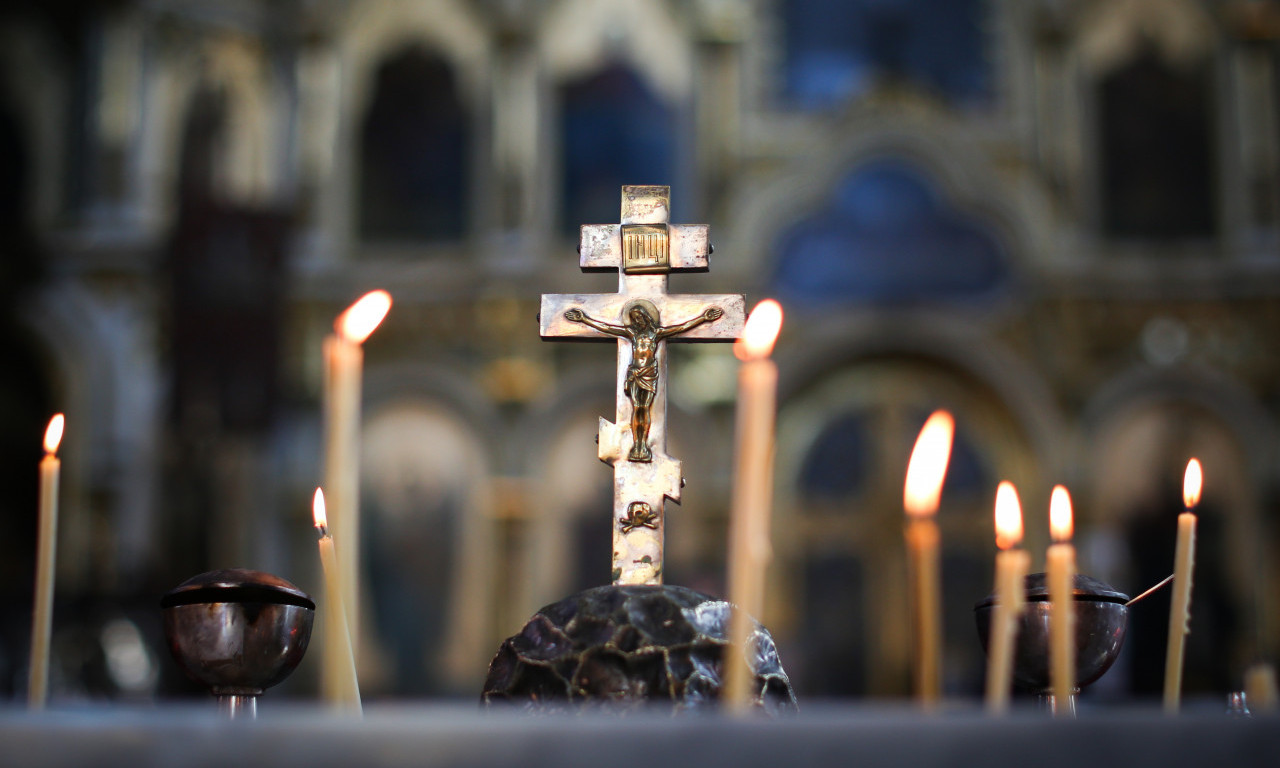 Vernici danas slave TRI APOSTOLA: Uradite ovo i pomoći će vam da prevaziđete TEŽAK PERIOD