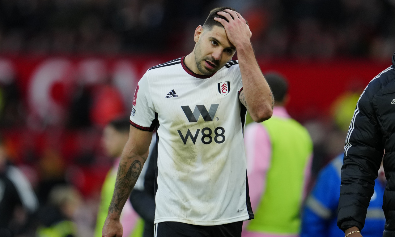 Mitrović "UKANALIO" Fulam protiv JUNAJTEDA: Dao gol, pa dobio crveni karton i "PRODAO" ekipu