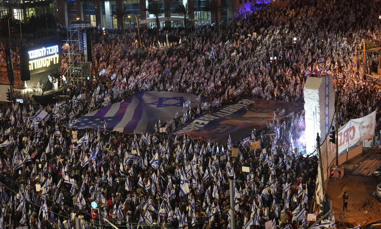 Veliki PROTESTI u Izraelu, na ulicama 450.000 LJUDI: POLICIJA koristila VODENE TOPOVE u Tel Avivu