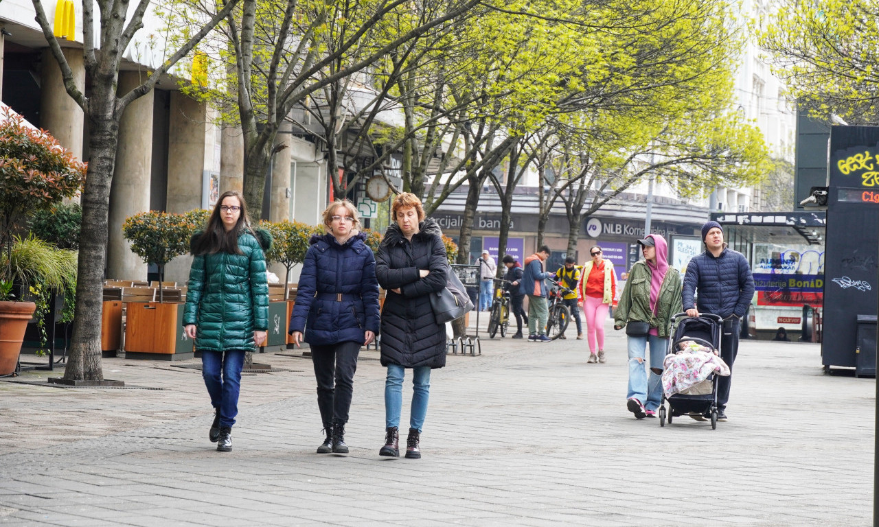 HLADNO, TMURNO, MOKRO... Dan za DUHOKLONUĆE, u nekim delovima Srbije pašče 50 LITARA KIŠE po kvadratnom metru