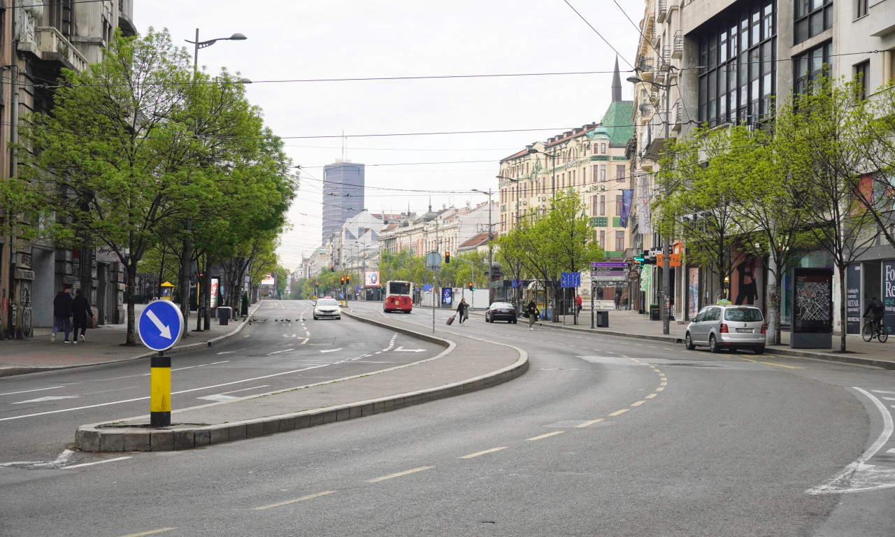 DRAMA USRED BEOGRADA! Vozač automobila MOTOCIKLISTI pretio PIŠTOLJEM?