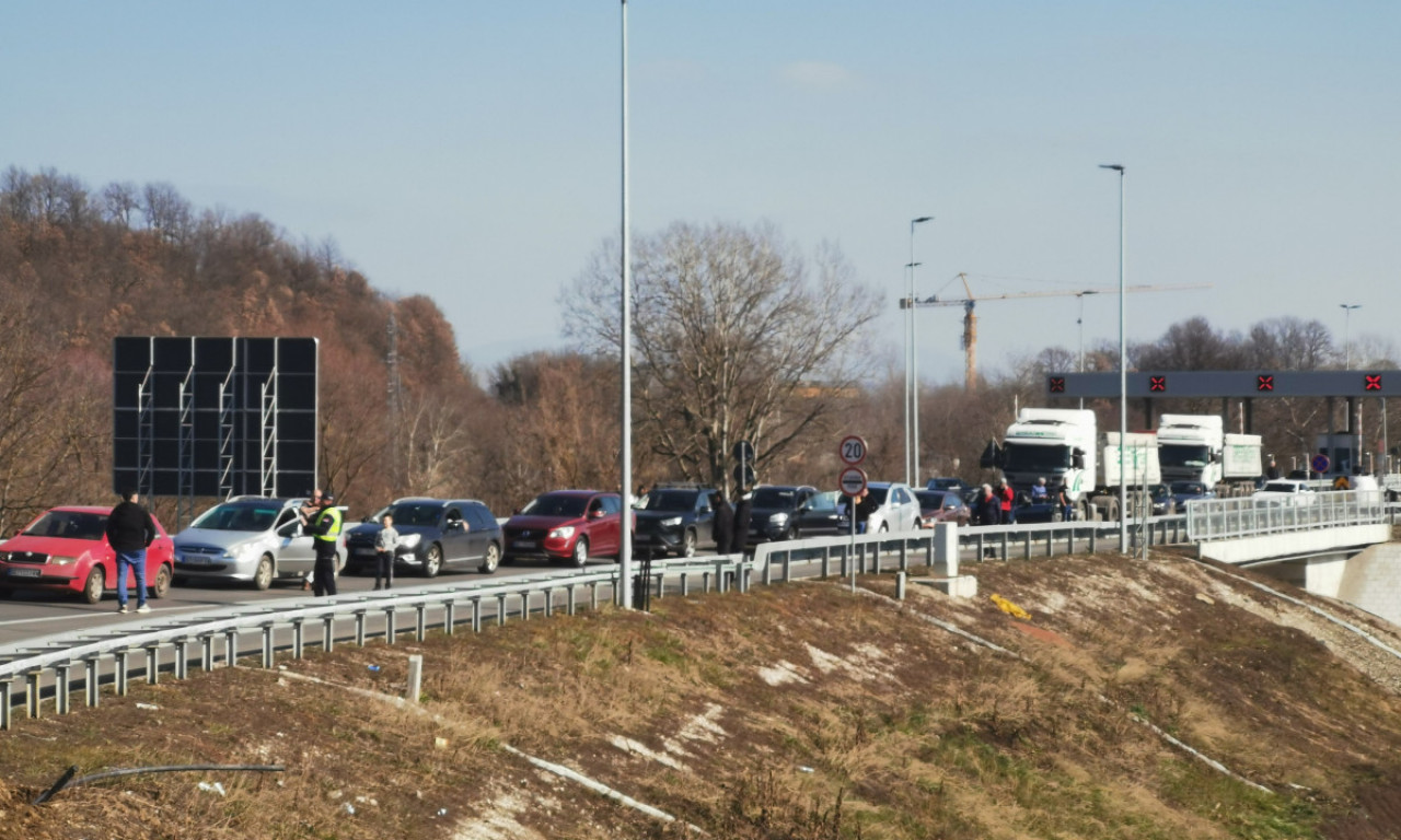 Krenula PRVOMAJSKA MIGRACIJA: Ogromne GUŽVE na PUTEVIMA u Srbiji, kod Čačka KOLAPS