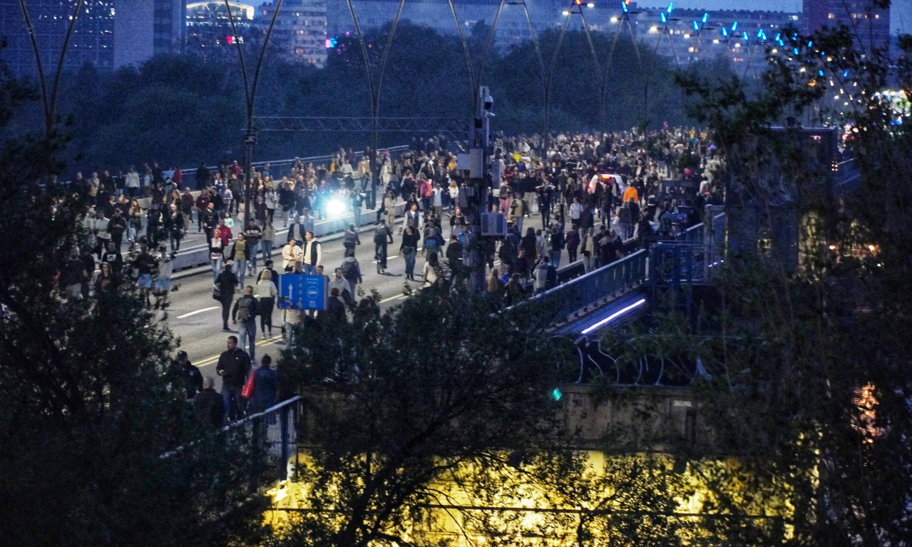 Da li je to STVARNO MIRNI protest: Nova TUČA na Gazeli, jedan od aktera SAVO MANOJLOVIĆ