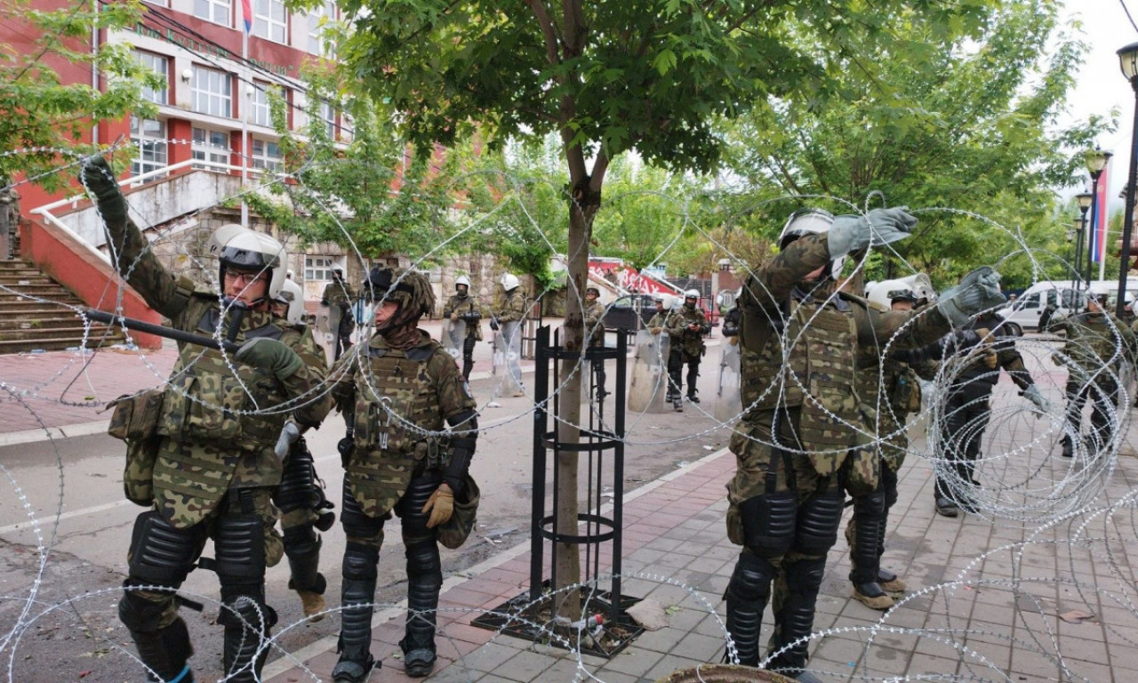 I predstavnik OEBS za istočnu Evropu osudio nasilje na severu KiM