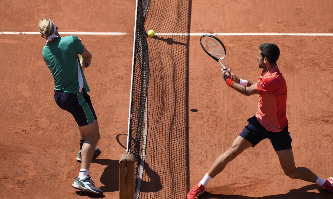 NOVAK se namučio, ali SLAVIO bez izgubljenog seta: DAVIDOVIČ FOKINA samo mogao da ČESTITA boljem