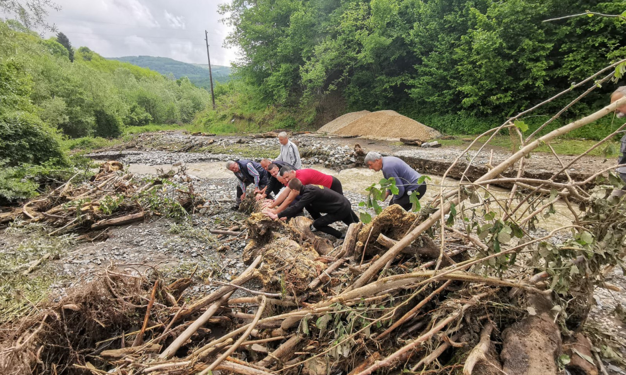 POPLAVE napravile HAOS u Ivanjici: Uvedena VANREDNA situacija u ŠEST mesnih zajednica