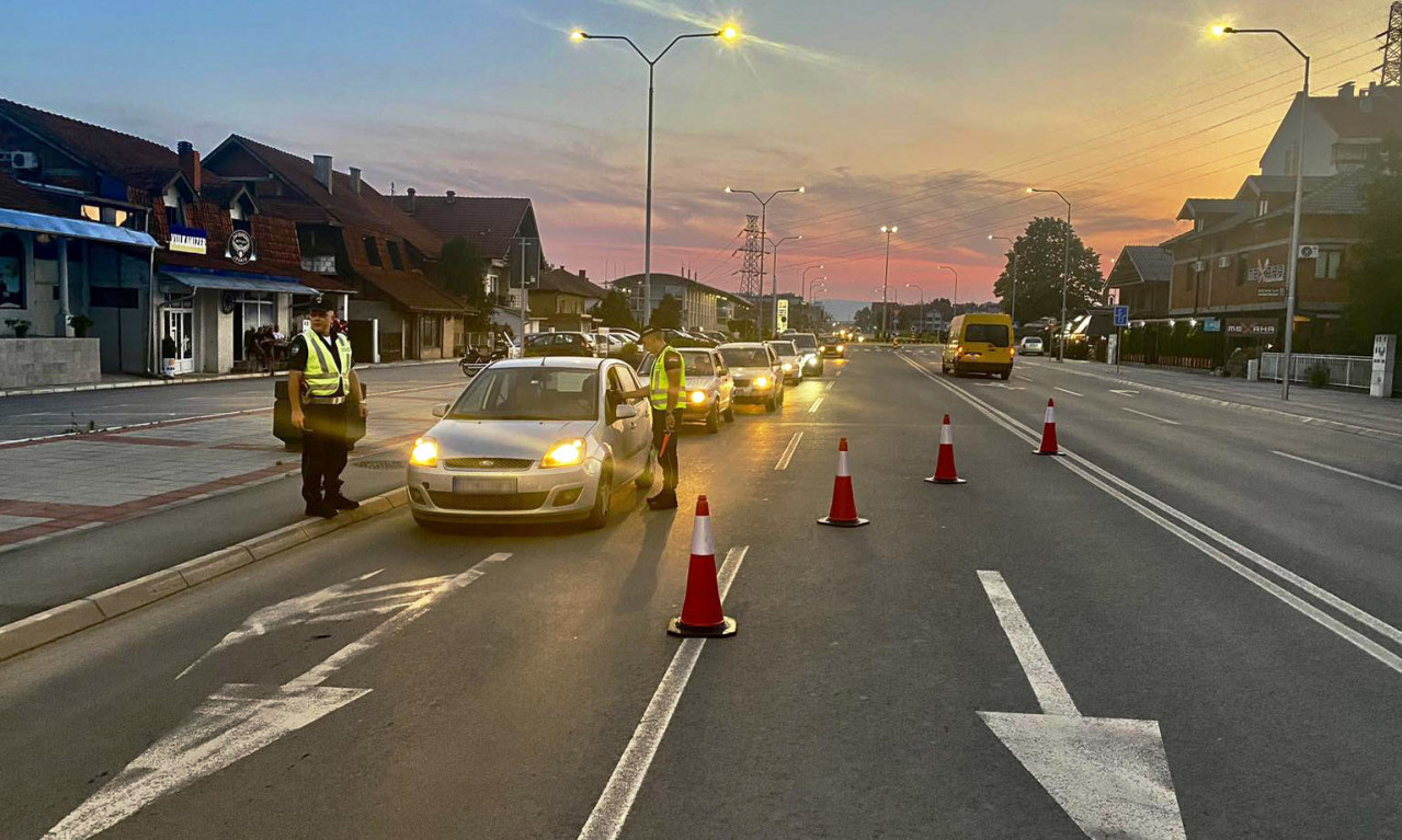 Vozači SKUTERA se OPAMETILI, MOTORISTI još DIVLJAJU: Za 7 dana više od 14.000 prekršaja u SAOBRAĆAJU