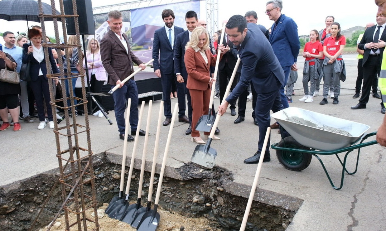 PORODIČNI BIZNIS menja lice SRBIJE: Nova DOMAĆA FABRIKA u Kruševcu zaposliće 500 LJUDI