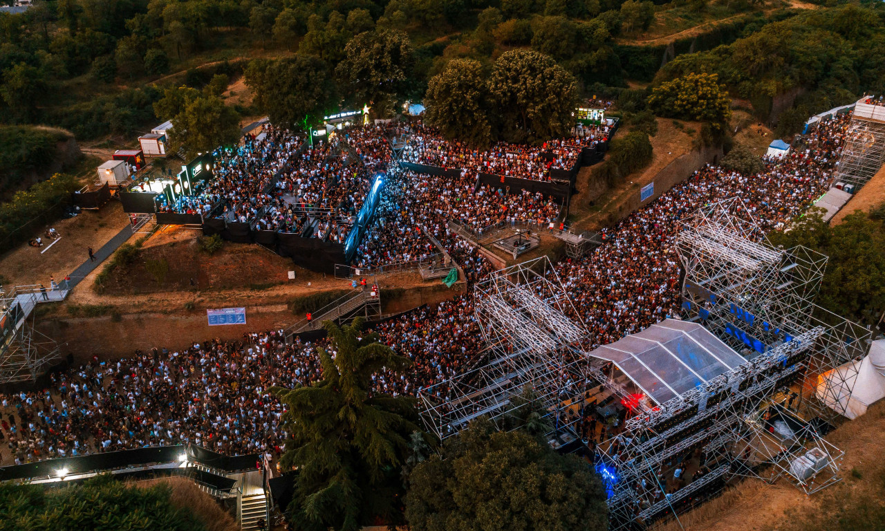 IZVOĐAČI ODUŠEVLJENI Exit festivalom: Ostvarenje sna, NAŠA DRUGA KUĆA, energija koja se ne može NAĆI NIGDE!