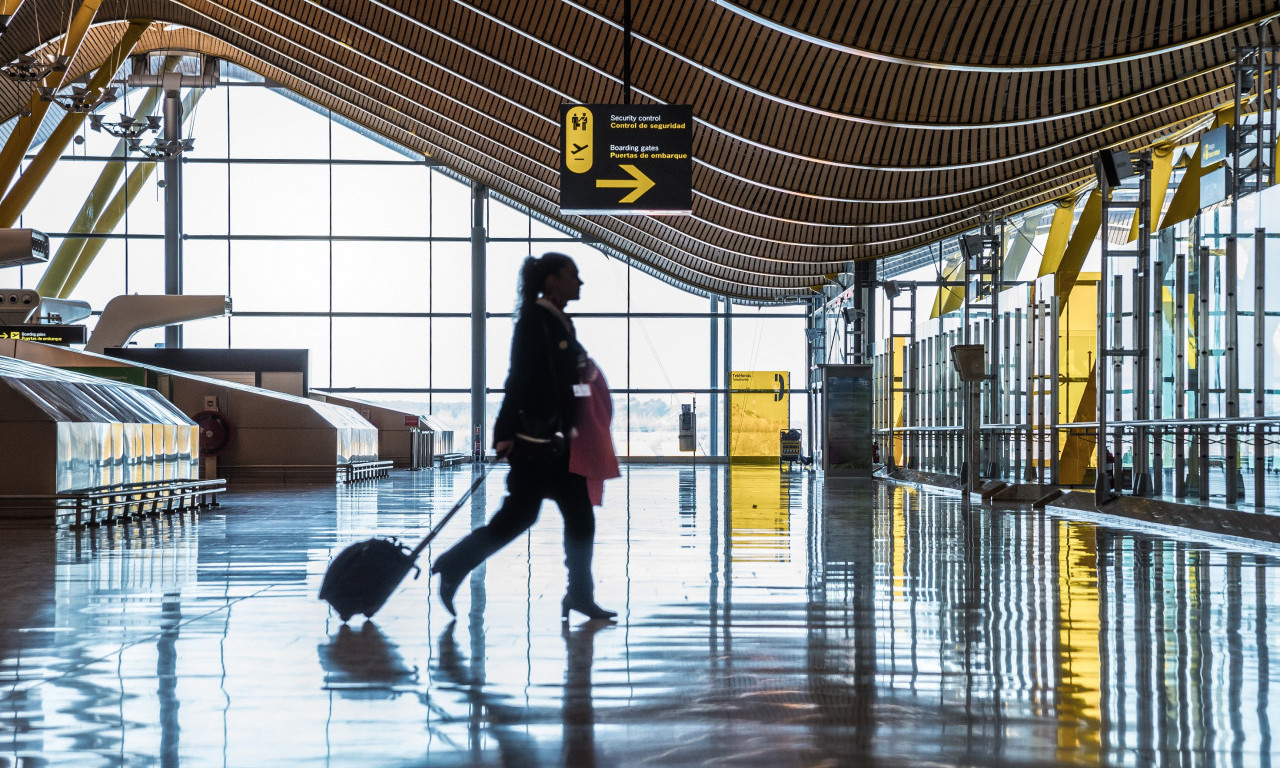 HOROR NA AERODROMU Nađeno unakaženo telo žene, a motiv brutalnog ubistva je bizaran