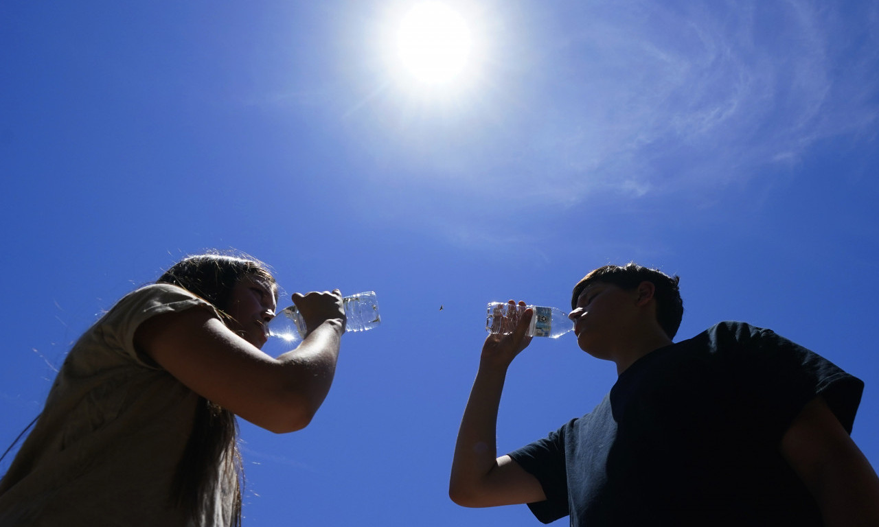 NA FILIPINIMA GORI! Temperatura SKOČILA DO 47 STEPENI, a biće još gori pakao! Ljudi ne mogu da dišu