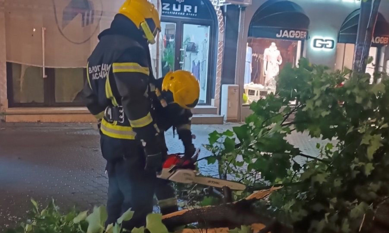 MUP upozorava i za VEČERAŠNJE nevreme: POŠTUJTE ove MERE, bilo da ste NAPOLJU ili u KUĆI