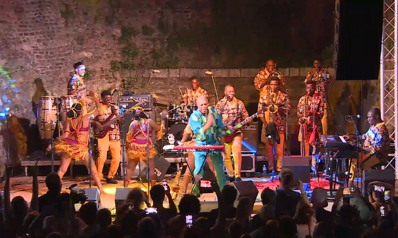 FEMI KUTI sa bendom The Positive Force ODRŽAO KONCERT u beogradskoj Barutani