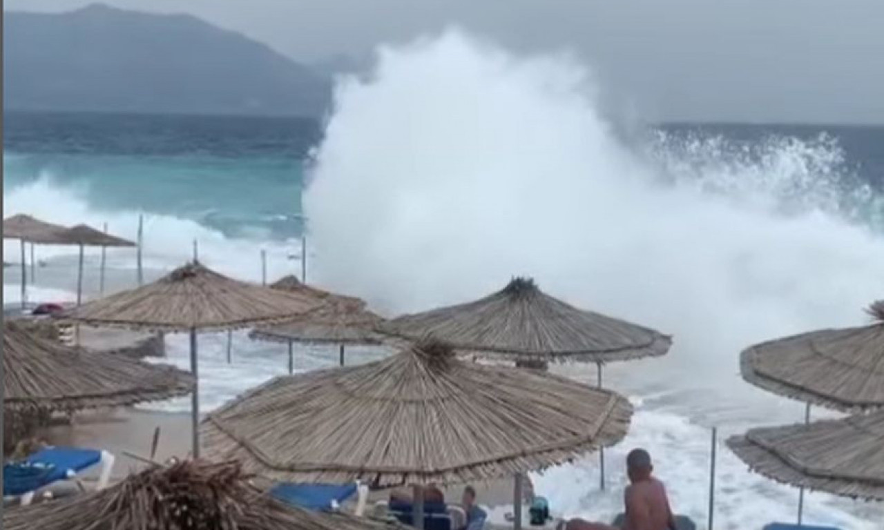 SPASILAC o nesavesnim ljudima na PLAŽI: KUPAČI hoće da se BIJU što ih ne puštamo u VODU, a onda se UDAVE