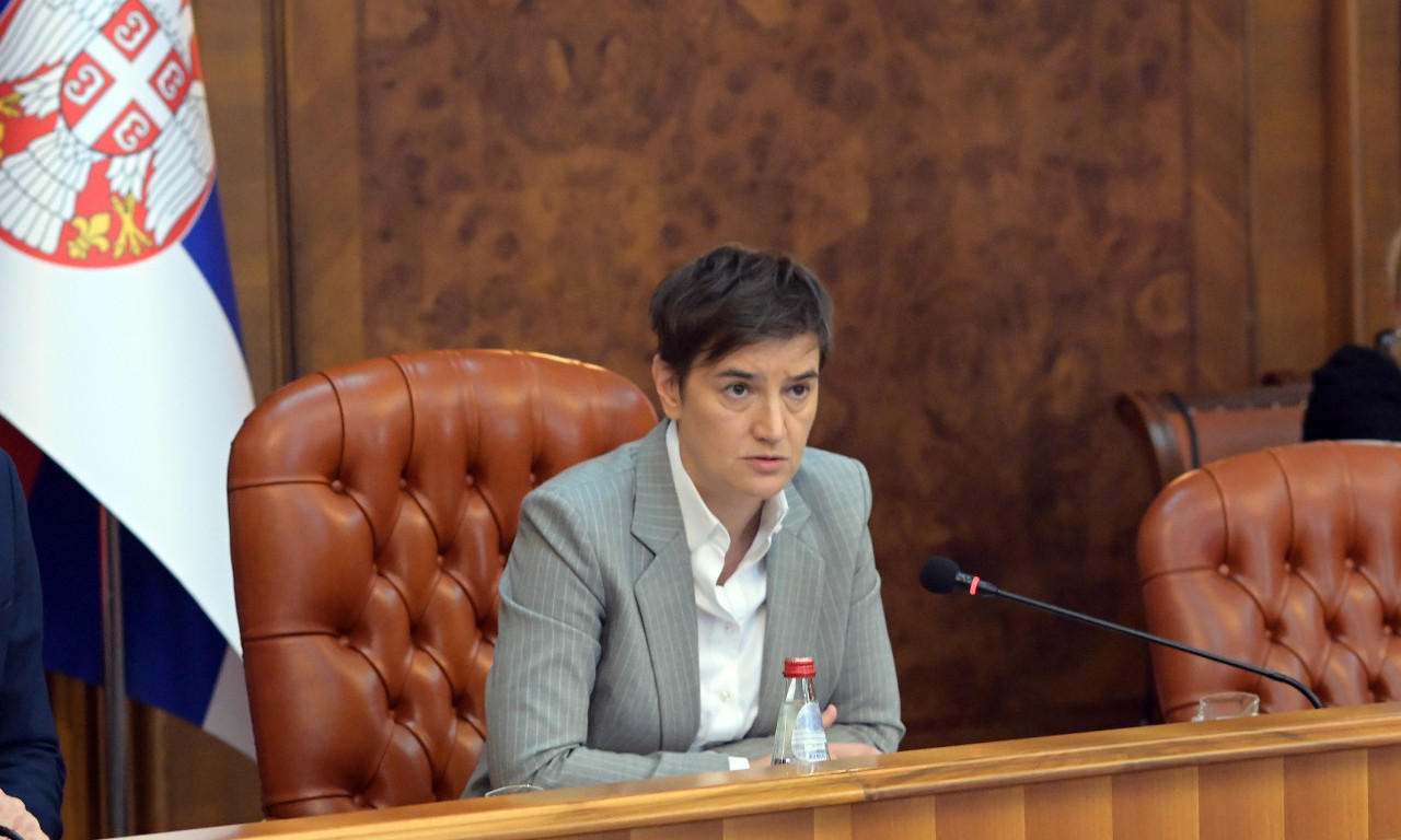 Brnabić: Važno je nastaviti trend PRIVREDNOG rasta u trećem i četvrtom tromesečju