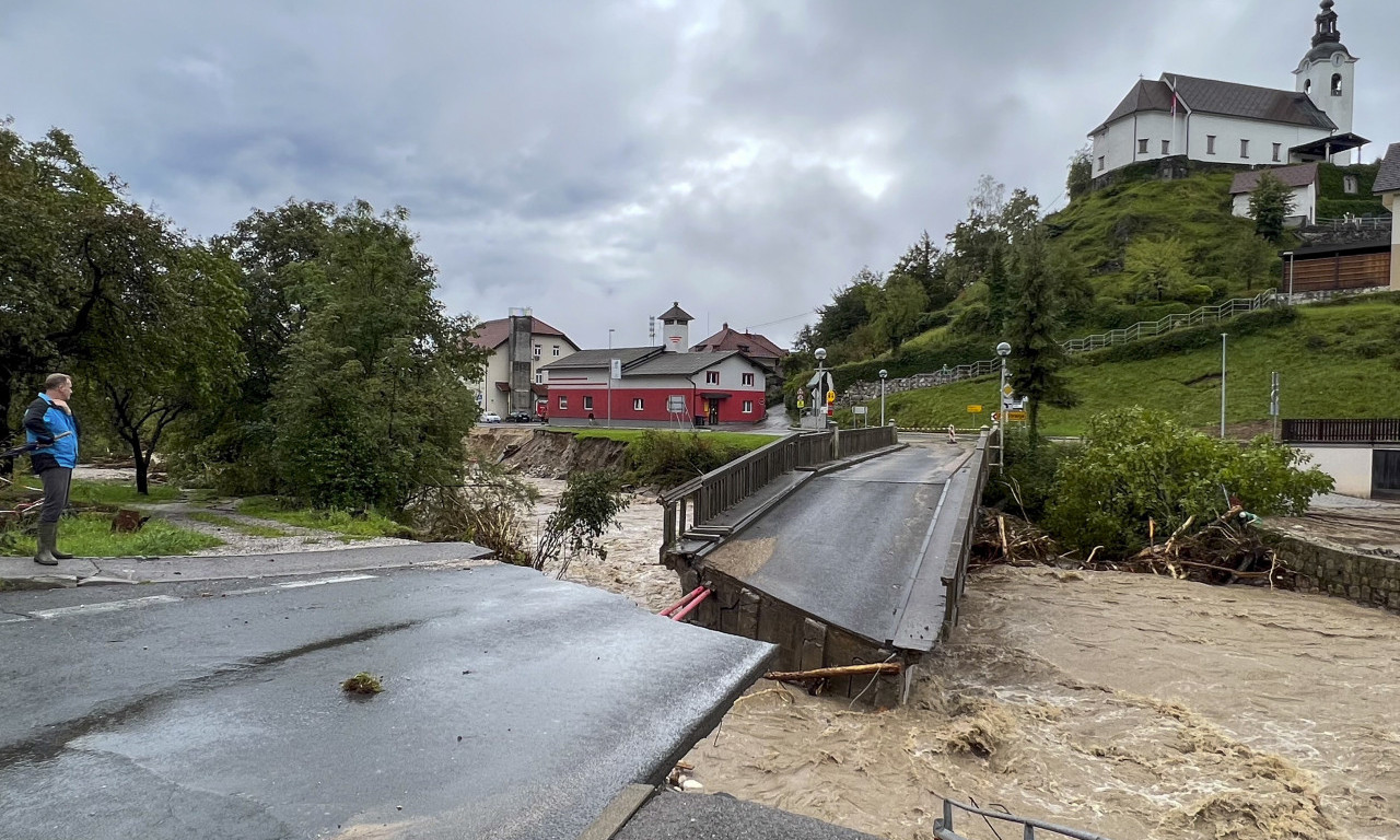 Povećava se BROJ STRADALIH u poplavama u SLOVENIJI: Nevreme odnelo 6 ŽIVOTA