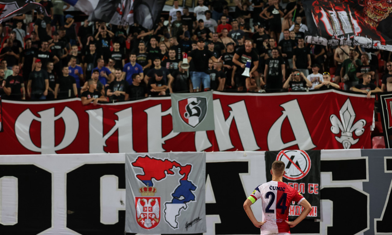 ŠOK NA TRENINGU FUDBALERA VOJVODINE: Navijači upali na teren, a onda... (FOTO)