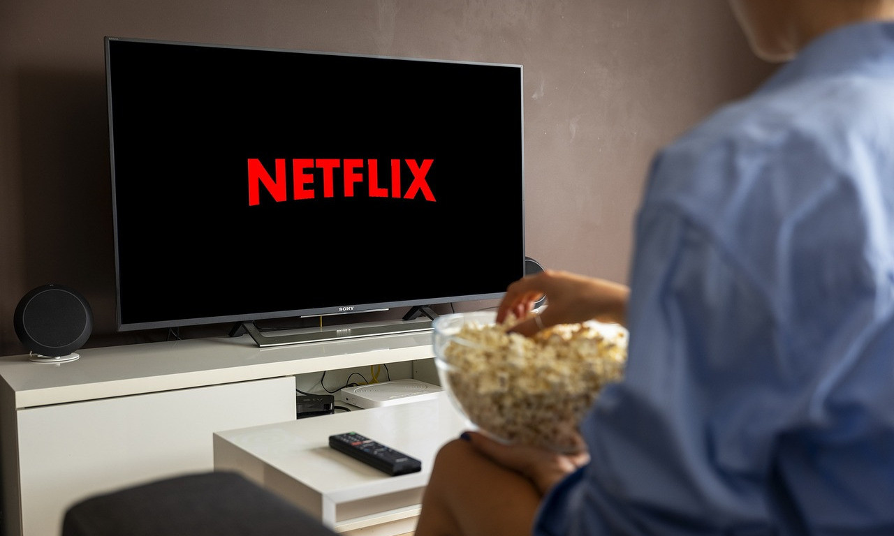 Ovaj "UDARAC" Netflix-a je ZABOLEO! Platforma pronašla NOVI NAČIN za poskupljenje, evo koji paketi se UKIDAJU