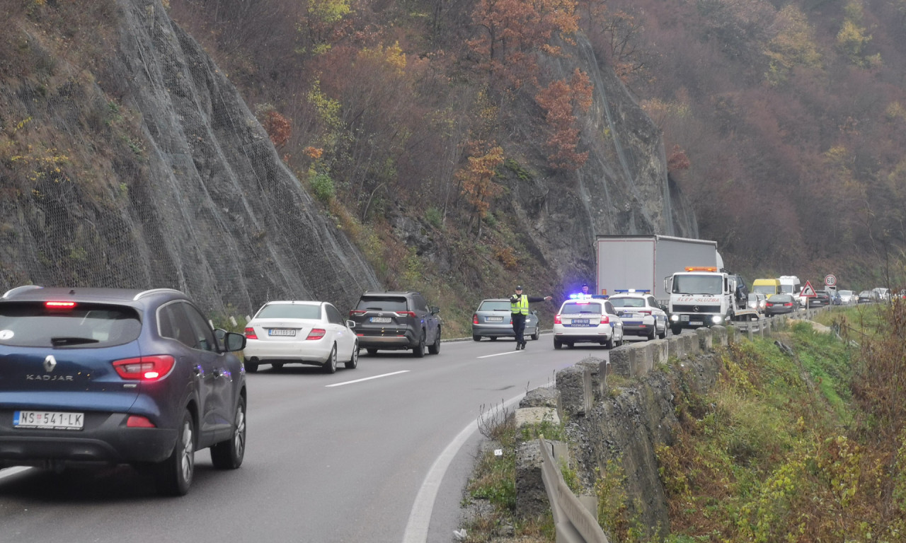 Lančani UDES u Ovčar Banji: Povređeno SEDAM osoba